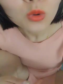 肉~肉身体逼逼粉嫩妹子翘臀引诱开档肉丝椅子上掰开逼逼来了一点年夜阿姨非常引诱没有要错过